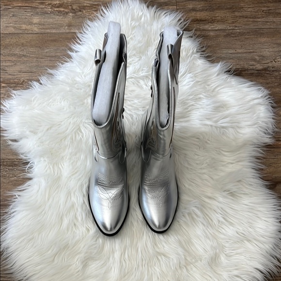 Silver Cowgirl Boots Size 10 - Picture 2 of 10